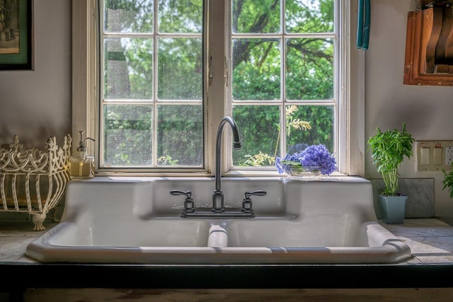 424 Bronck Mill Rd, Coxsackie, NY 12192 - kitchen view of a sink