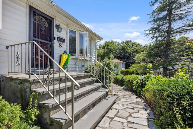 8 Valley View Ter, Suffern, NY 10901 - view of exterior entry