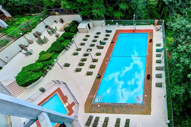 2621 Palisade Ave Unit 7K, Bronx, NY 10463 - bird's eye view of a pool