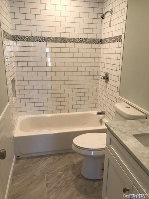 5 Fruitwood Ln, Commack, NY 11725 - bathroom featuring vanity and bathing tub / shower combination