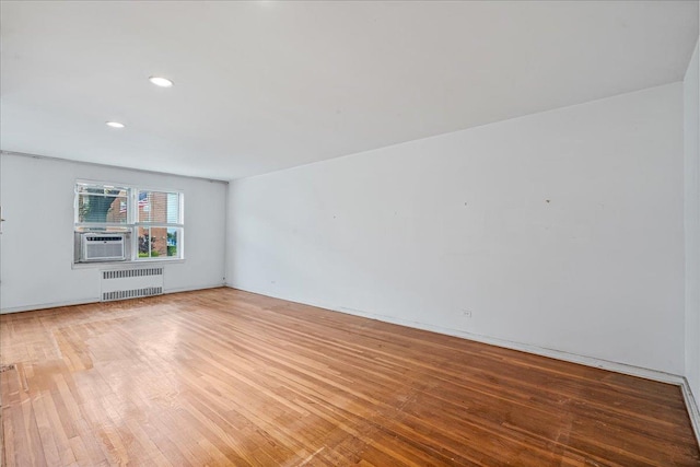 16241 Powells Cove Blvd Unit 2S, Whitestone, NY 11357 - photo 3