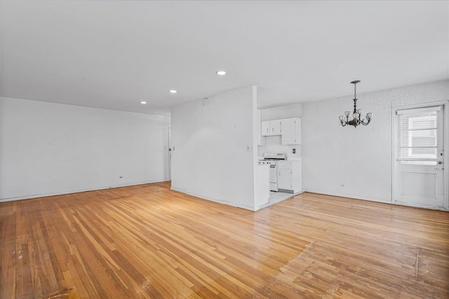 16241 Powells Cove Blvd Unit 2S, Whitestone, NY 11357 - photo 6