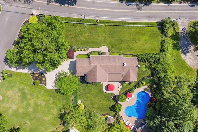 16 Dyke Rd, Setauket, NY 11733 - bird's eye view of a pool area