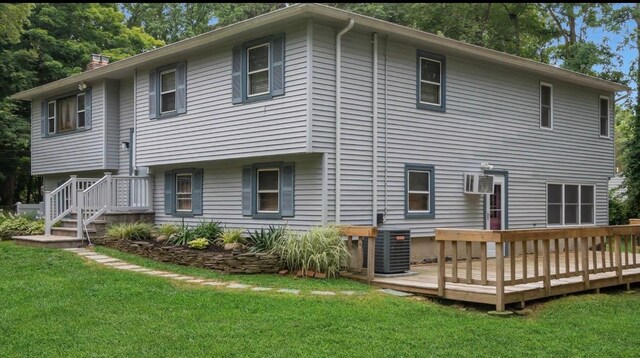 136 Woodhull Rd Unit 136, Huntington, NY 11743 - photo 1