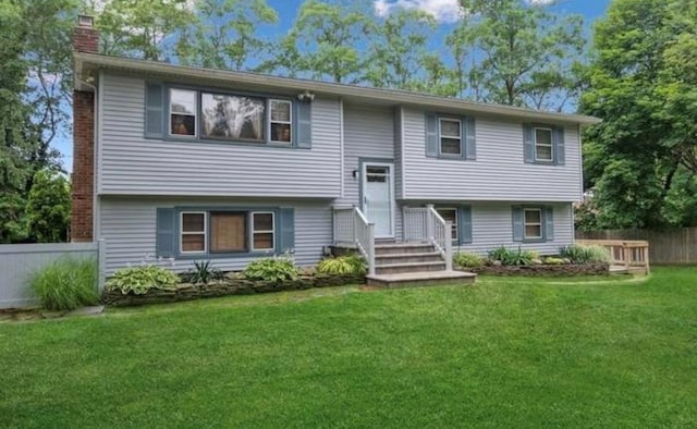 136 Woodhull Rd Unit 136, Huntington, NY 11743 - photo 2
