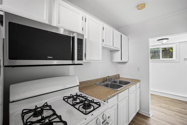 96 Cedar St, Kingston, NY 12401 - photo 29