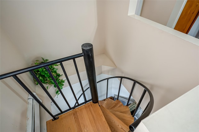 510 S Great Neck Rd, Copiague, NY 11726 - view of staircase