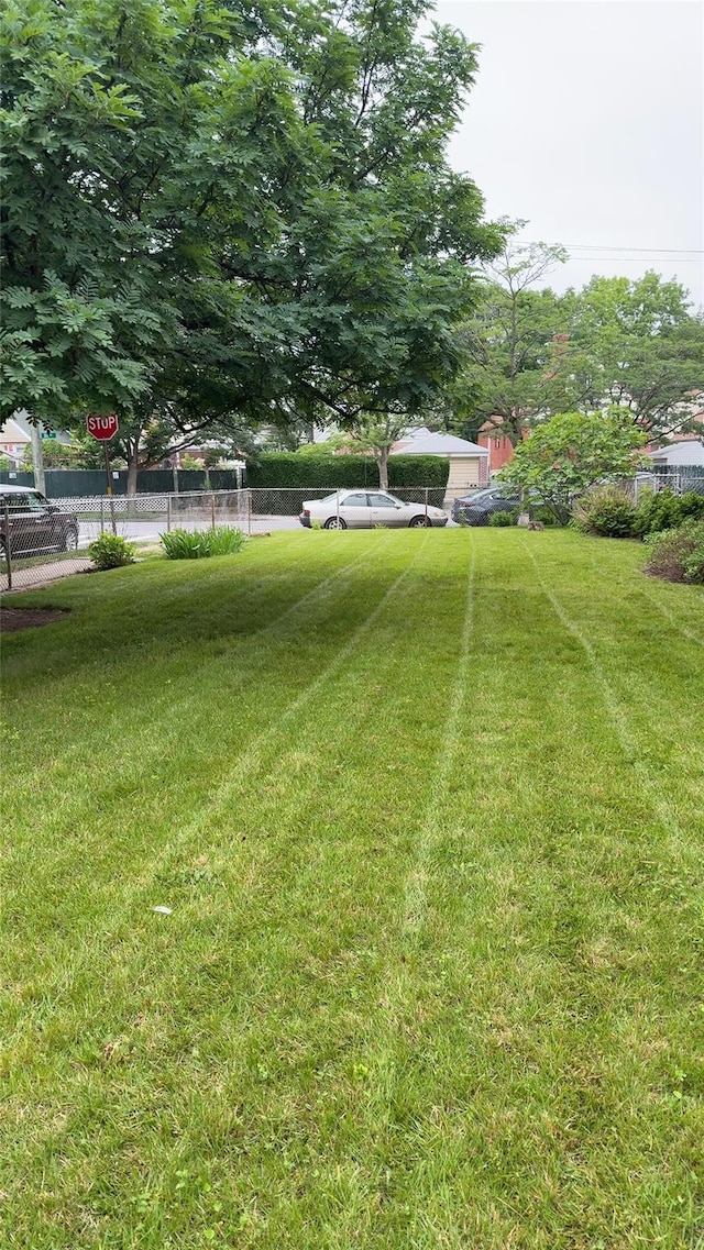 232-04 88th Ave, Queens Village, NY 11427 - view of yard