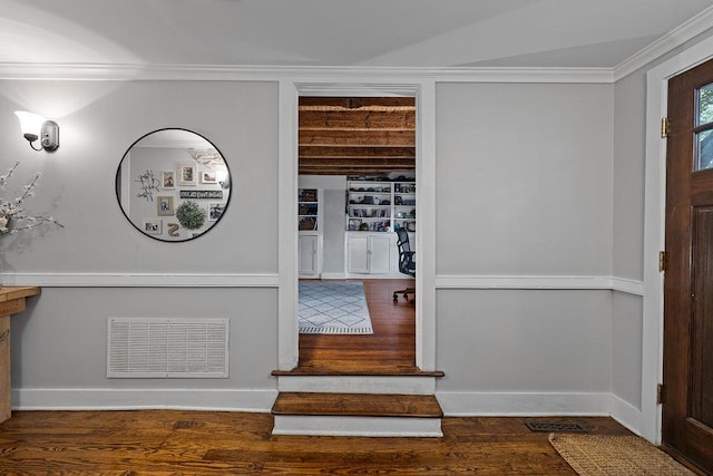41 River Rd, Nyack, NY 10960 - foyer featuring wood finished floors and ornamental molding