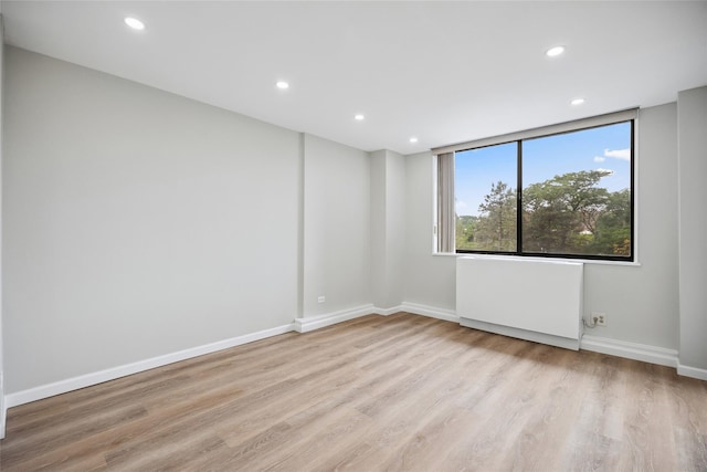 2 Bay Club Dr Unit 3P, Bayside, NY 11360 - spare room featuring light wood-style flooring and recessed lighting