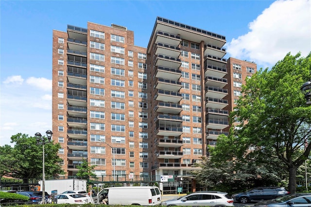 70-20 108th St Unit 5P, Forest Hills, NY 11375 - view of apartment building / complex