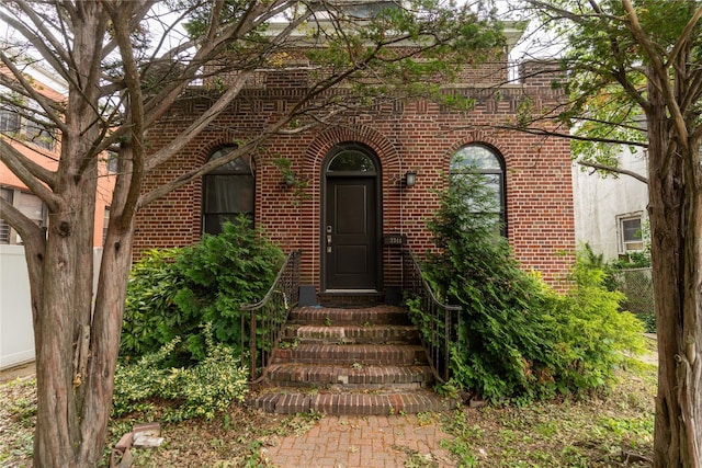 3344 Giles Pl, Bronx, NY 10463 - entrance to property featuring brick siding