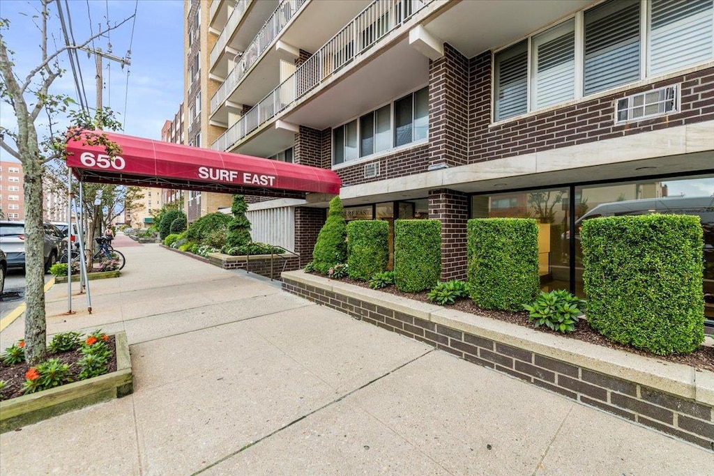 650 Shore Rd Unit 1P, Long Beach, NY 11561 - photo 1