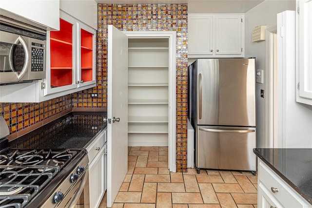 3 Stoneleigh Plz Unit 3E, Bronxville, NY 10708 - photo 11