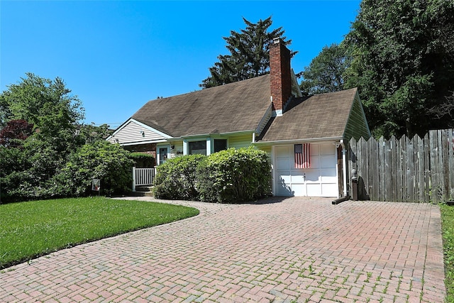 68 Hillwood Dr, Huntington Station, NY 11746 - photo 2