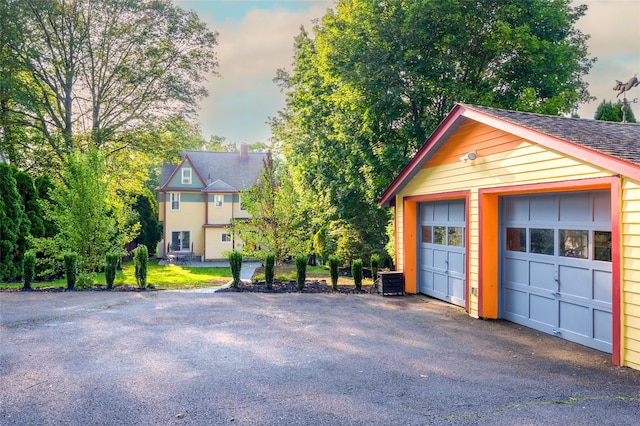 33 Ridge Rd, Ardsley, NY 10502 - view of detached garage