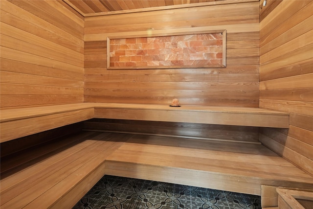 1190 Harbor Rd, Hewlett Harbor, NY 11557 - relaxing sauna with wooden walls