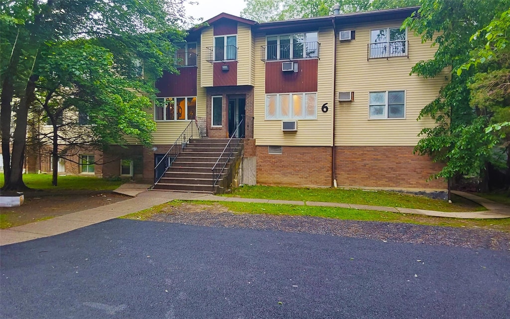 6 Stropkov Ct Unit 304, Monroe, NY 10950 - multi unit property with brick siding