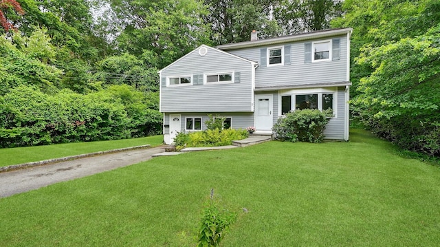 7 Kings Ln, Montrose, NY 10548 - view of front of property featuring a front yard