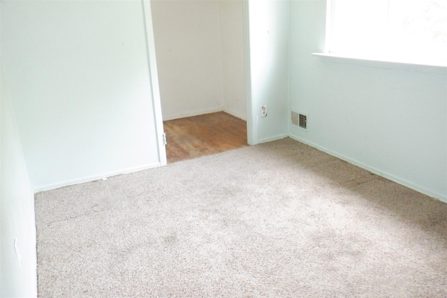 40 Gettysburg Dr, Holbrook, NY 11741 - carpeted spare room featuring baseboards