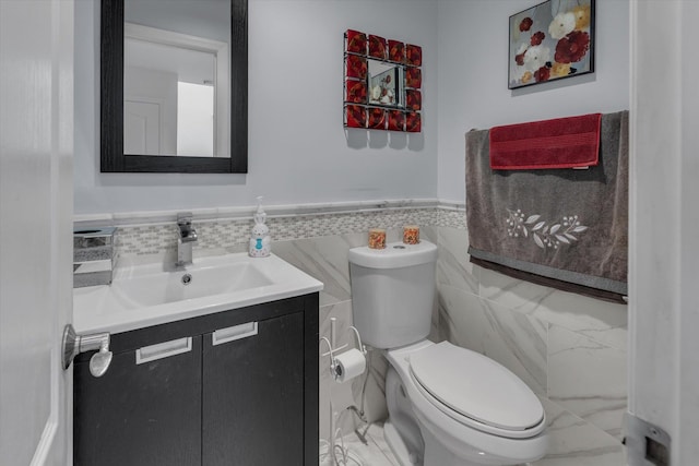 239 Pond View Ln, Smithtown, NY 11787 - photo 3