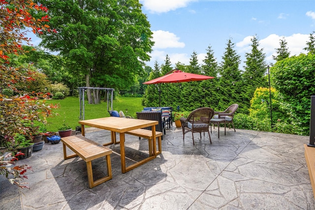 38 Southview Ct, Poughkeepsie, NY 12603 - view of patio / terrace featuring outdoor dining space