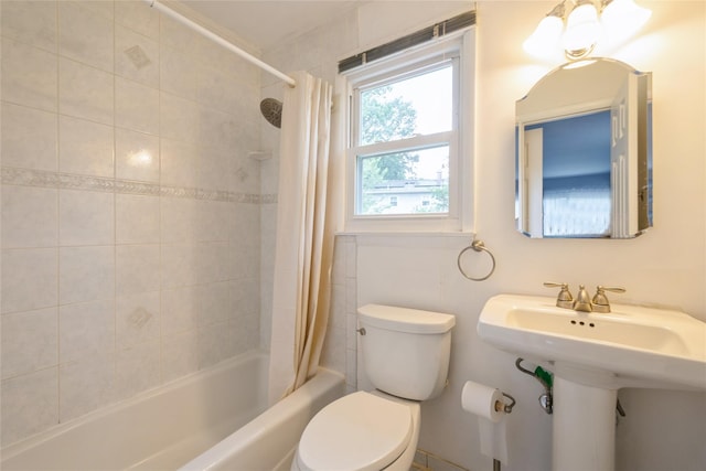 51 Lester Dr, Orangeburg, NY 10962 - bathroom with shower / bath combo with shower curtain and toilet