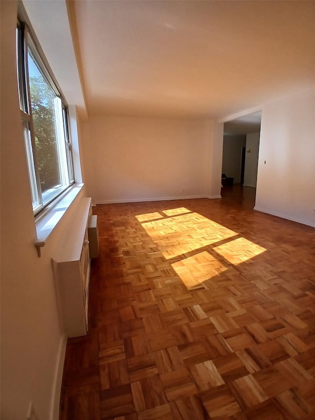 72 Pondfield Rd W Unit 2F, Bronxville, NY 10708 - unfurnished room featuring baseboards