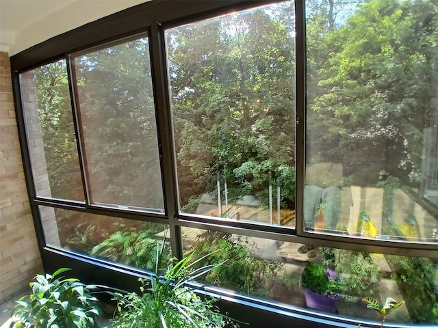72 Pondfield Rd W Unit 2F, Bronxville, NY 10708 - view of unfurnished sunroom