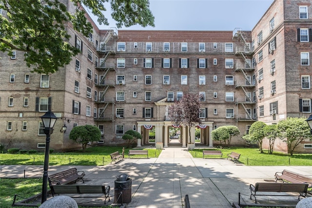 30-47 Hobart St Unit 6, Woodside, NY 11377 - view of property's community