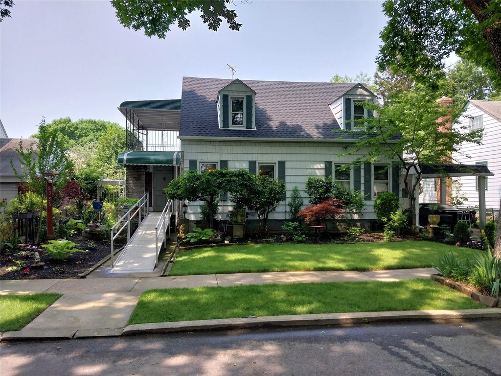 83-36 243rd St, Bellerose, NY 11426 - photo 1