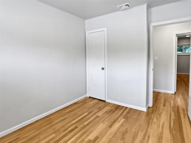 571 Richmond Rd, East Meadow, NY 11554 - photo 22