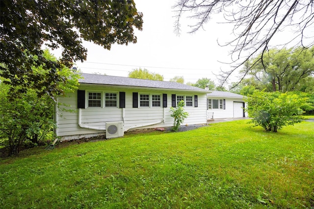 16 Bushwick Rd, Poughkeepsie, NY 12603 - rear view of property with a lawn