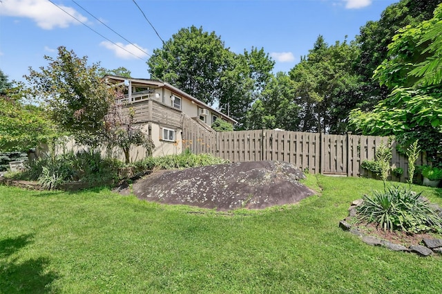 11 Beverly Ln, Peekskill, NY 10566 - view of yard