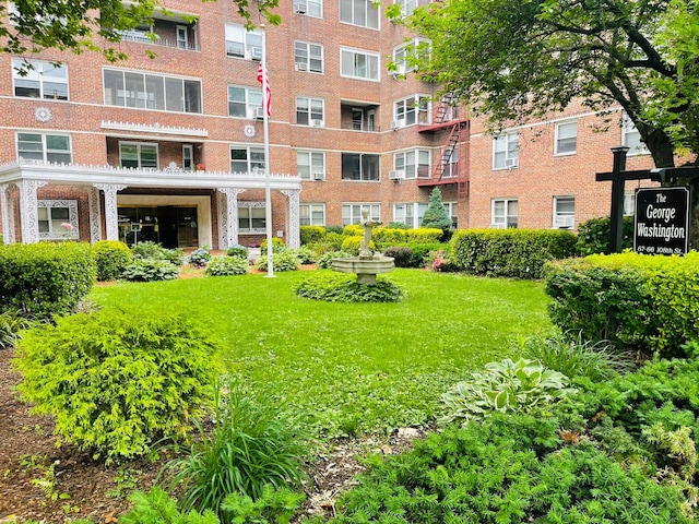 67-66 108th St Unit D3, Forest Hills, NY 11375 - view of community