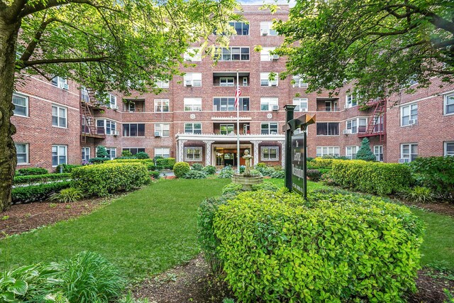 67-66 108th St Unit D3, Forest Hills, NY 11375 - photo 4