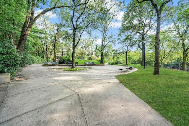 67-66 108th St Unit D3, Forest Hills, NY 11375 - photo 32