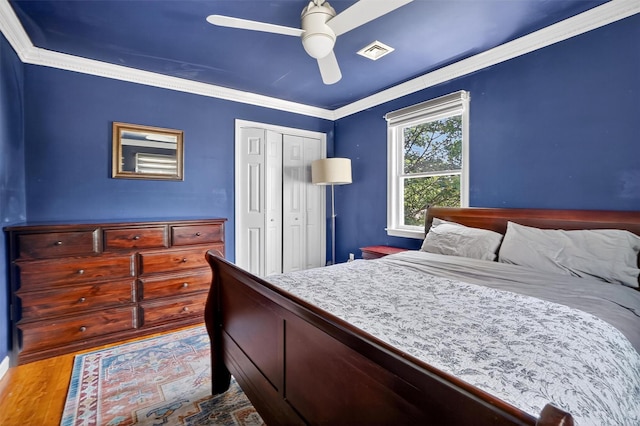 34 Winter Hill Rd, Tuckahoe, NY 10707 - bedroom with a closet, ornamental molding, wood finished floors, and a ceiling fan