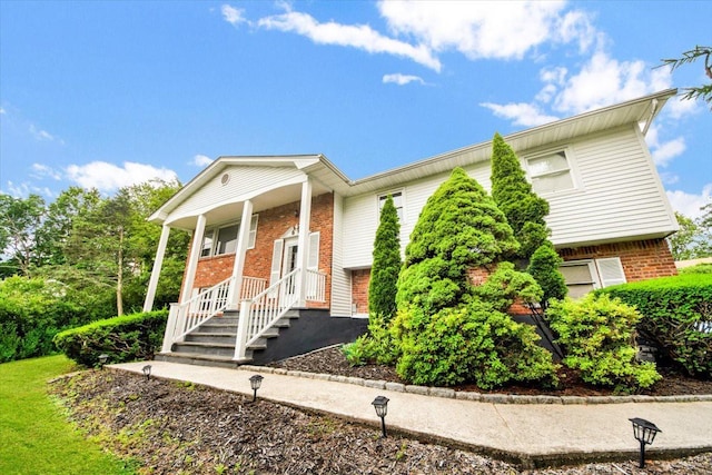75 W Burda Pl, New City, NY 10956 - photo 3