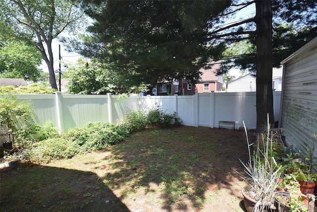 22 Hollywood Ave, Lynbrook, NY 11563 - view of fenced backyard