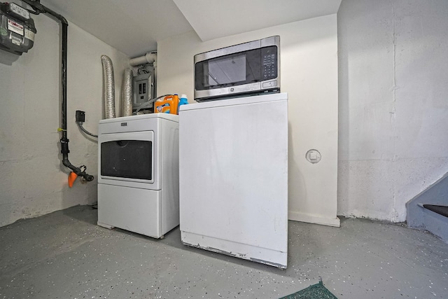 11708A 233rd St, Cambria Heights, NY 11411 - laundry area featuring washing machine and dryer