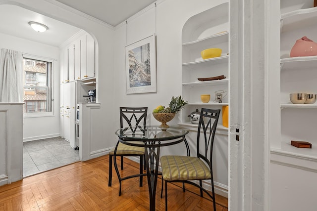 601 Pelham Pkwy N Unit 516, Bronx, NY 10467 - dining room with ornamental molding