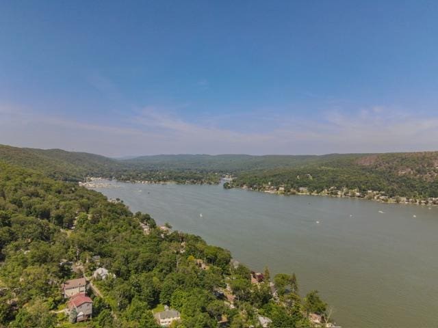 582 Jersey Ave, Greenwood Lake, NY 10925 - photo 21