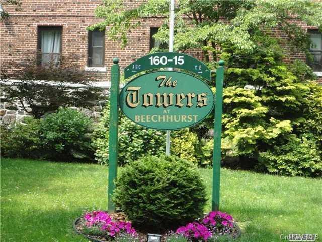 160-15 Powells Cove Blvd Unit B103, Beechhurst, NY 11357 - community / neighborhood sign with a yard