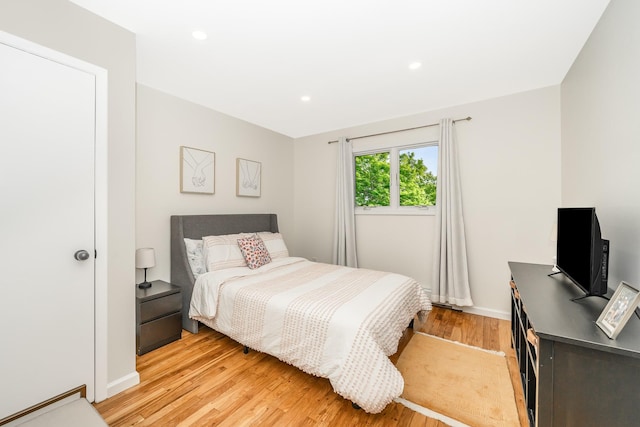 27 Dorchester Rd, Smithtown, NY 11787 - bedroom featuring light wood finished floors and recessed lighting