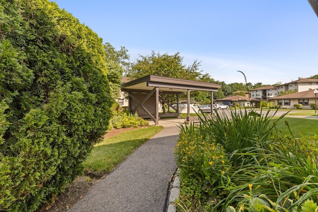 4 Devon Ct Unit B, Yorktown Heights, NY 10598 - view of home's community