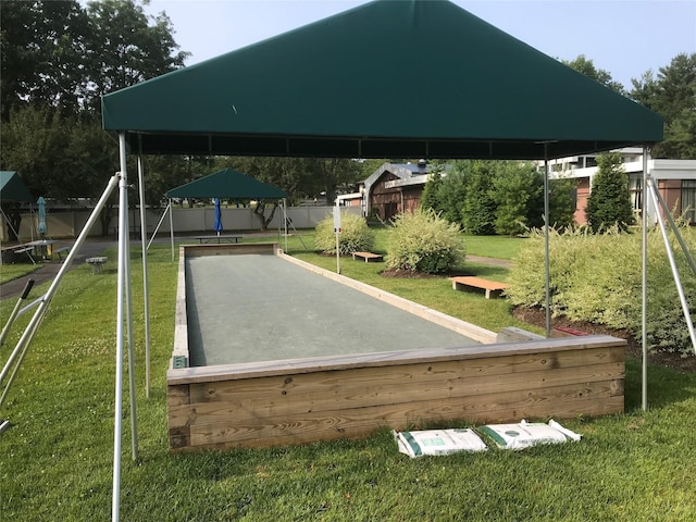 4 Devon Ct Unit B, Yorktown Heights, NY 10598 - view of property's community with a bocce ball area