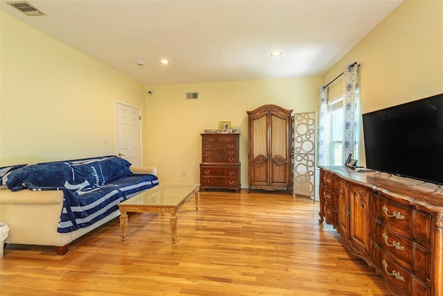 53 Vista Hill Rd, Great Neck, NY 11021 - living room featuring light wood finished floors and recessed lighting