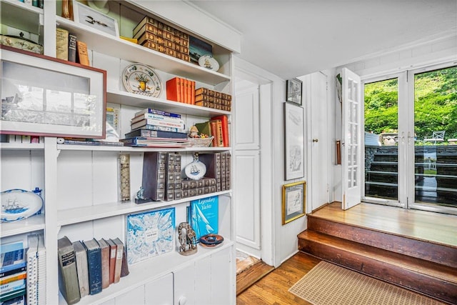 50 Shore Rd, Cold Spring Harbor, NY 11724 - detailed view of wood finished floors