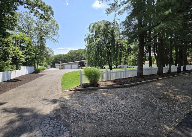 455 Miller Place Rd, Miller Place, NY 11764 - photo 1